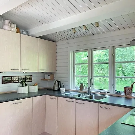 Cozy Summer House In With Historical Charm Casa de Férias