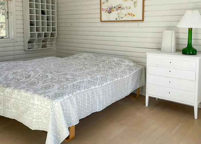 Cozy Summer House In With Historical Charm Rørvig