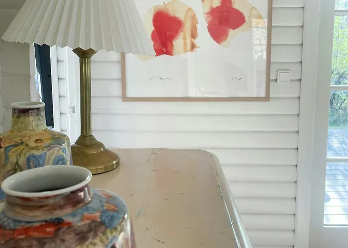 Cozy Summer House In With Historical Charm Σπίτι διακοπών *